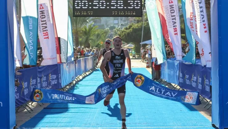 33. Alanya Triatlon Yarışları Tamamlandı